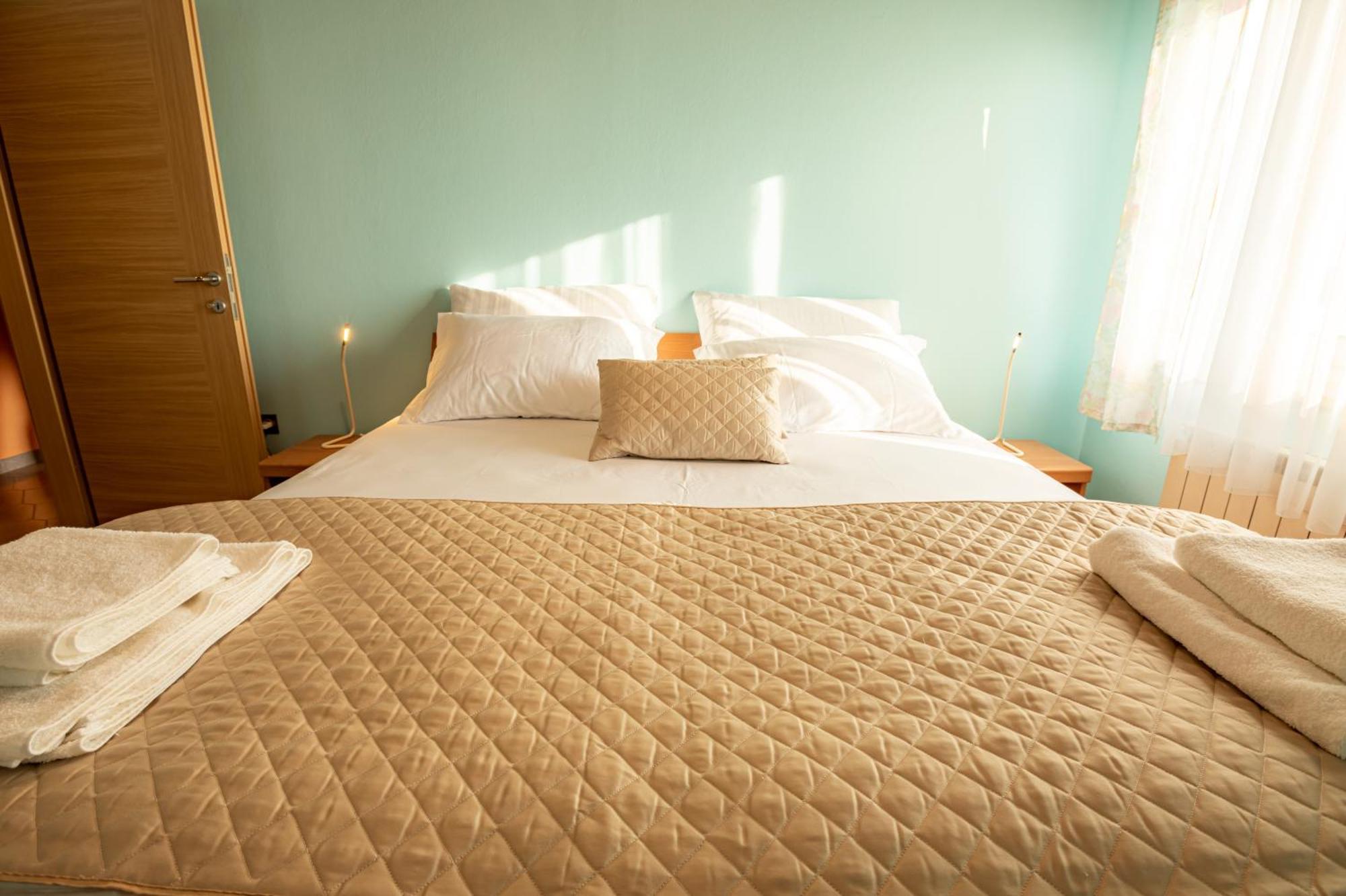 Adriatic Bay Apartments Πορτορόζ Δωμάτιο φωτογραφία